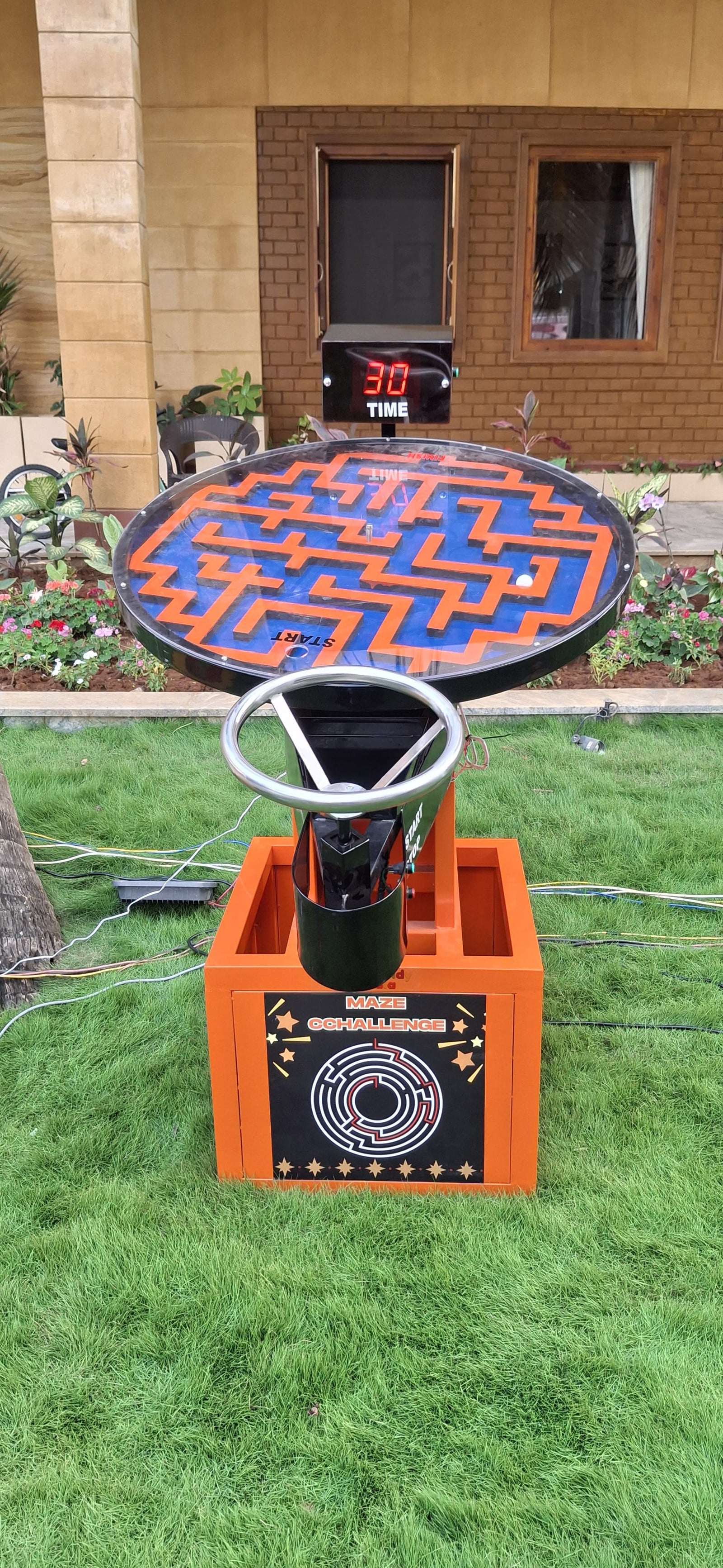 Super Maze Game